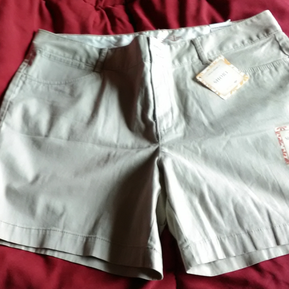 Dockers slimming shorts